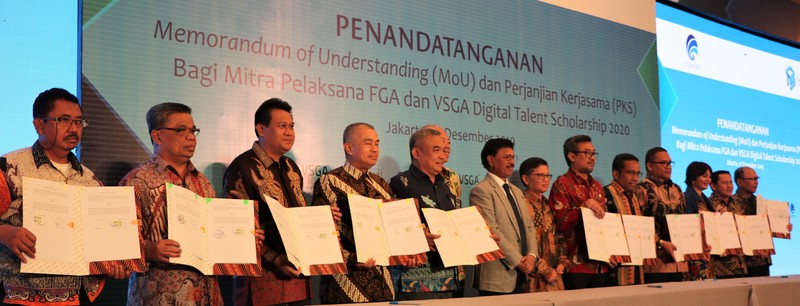 Penandatanganan MoU dan PKS Digital Talent Scholarship 2020 antara Badan Litbang SDM dengan para mitra penyelenggara