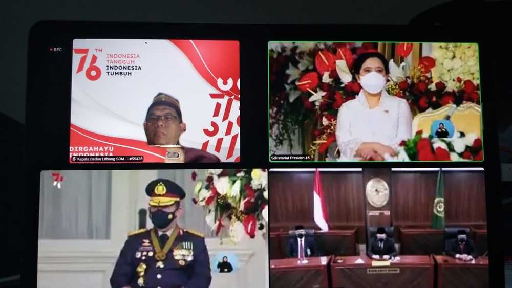 Gambar: Menteri Komunikasi dan Informatika, Johnny G. Plate bersama Pejabat Pimpinan Tinggi Madya Kementerian Kominfo mengikuti rangkaian Upacara Peringatan Detik-detik Prokla (3)