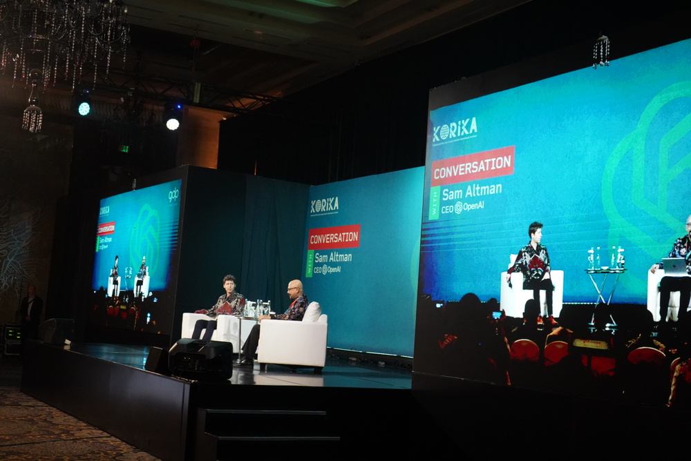 Gambar: Talk Show dengan Sam Altman di Hotel Kempinski Jakarta