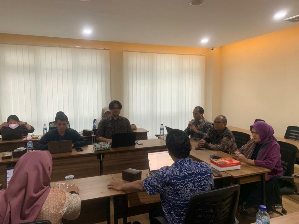 Gambar: Foto Kepala Badan Pada Kegiatan Rapat Kordinasi Rencana Aksi Reformasi Birokrasi (RB) Tematik pengembangan Sumber Daya Manusia Digital Tahun 2023 