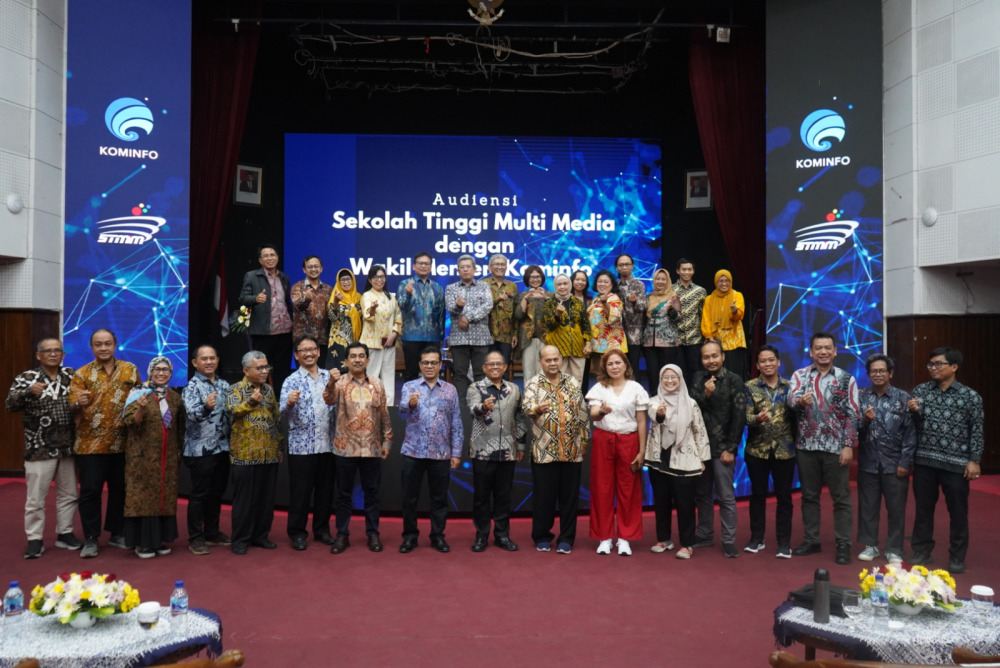 Gambar: Foto Kegiatan Kunjungan Kerja Wakil Menteri Komunikasi dan Informatika di Sekolah Tinggi Multi Media MMTC Yogyakarta