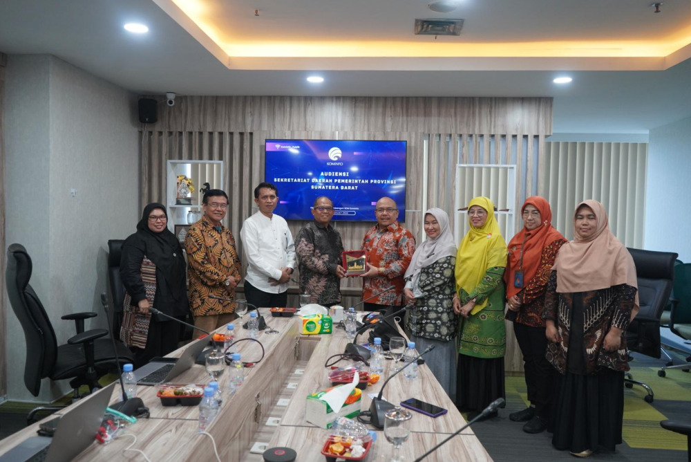 Gambar: Foto Kegitan Kepala Badan Menerima  Kunjungan Sekretariat Daerah Provinsi Sumatera Barat untuk peningkatan kerjasama untuk program DLA dan GTA