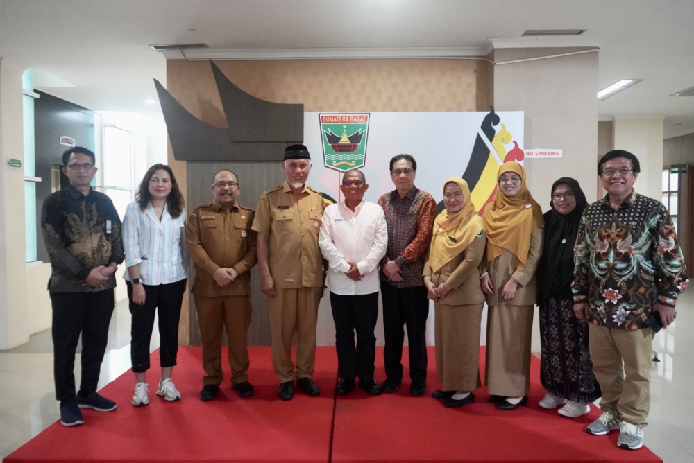 Gambar: Foto Kepala Badan Pada Audiensi Badan Pengembagnan SDM Kominfo dan Gubernur Provinsi Sumatera Barat dalam Rangka Kerjasama Pengembangan Talenta Digital di Sumatera Barat