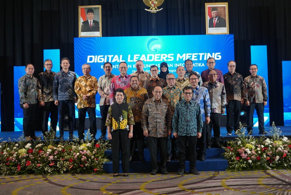 Gambar: Foto Kepala Badan Pada Digital Leader Meeting 2024 Bersama  Menteri Kominfo dan Wakil Menteri Kominfo