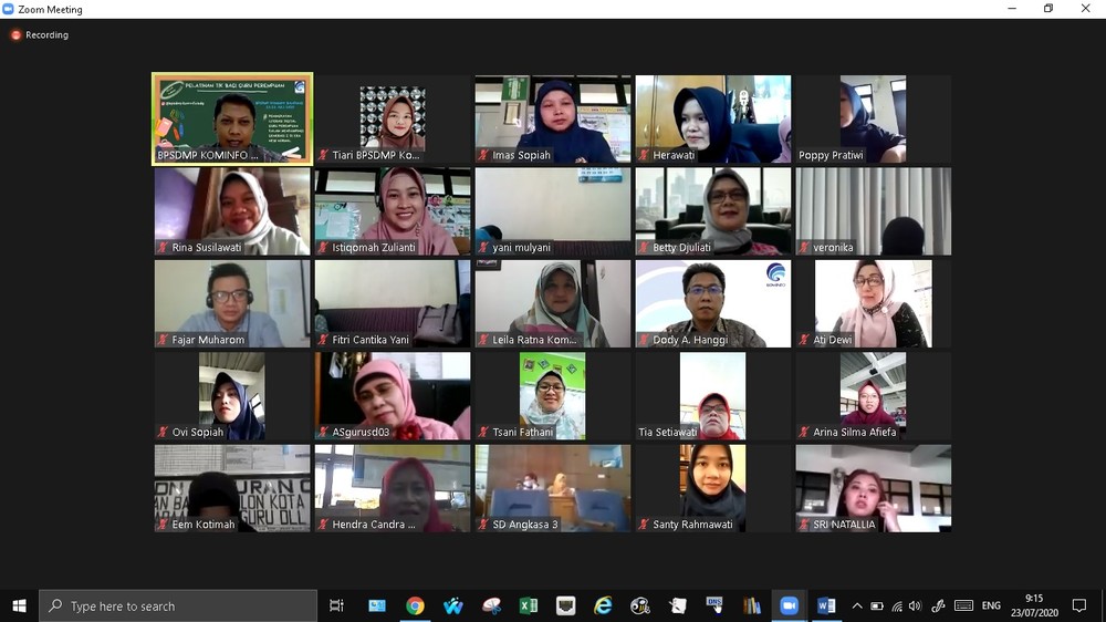 Gambar: Pelatihan TIK Virtual bagi Guru Tingkat Sekolah Dasar di Kota Bandung