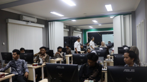 Kolaborasi Inovatif Pembuatan Aplikasi Berbasis Android di Kantor Bpsdm Kominfo Jogja Bersama Diskominfo DIY dan Anak Karang Taruna Budi Luhur
